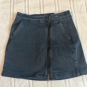 American Eagle super stretch asymmetrical zip miniskirt faded black wash denim